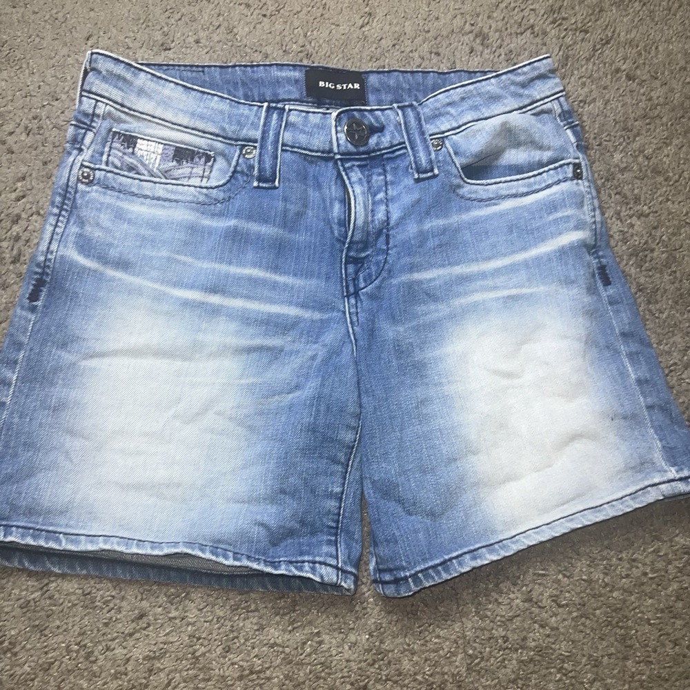 Big Star Cut-Off Denim Shorts Women 28 Whiskered Light Wash 3" inseam